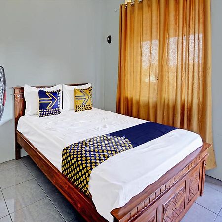 Spot On 91595 Sruni Syariah Otel Gedangan Dış mekan fotoğraf