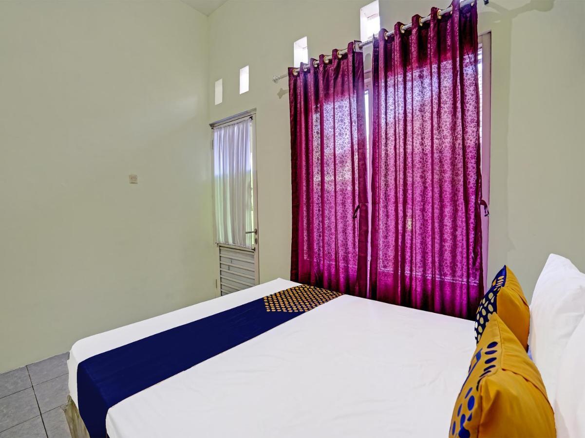 Spot On 91595 Sruni Syariah Otel Gedangan Dış mekan fotoğraf